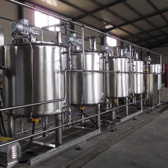 making-yogurt-in-large-yield